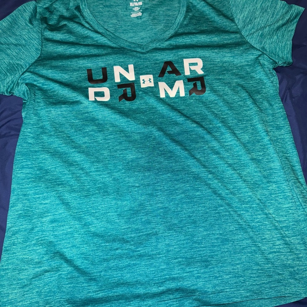 Under Armour Teal Heather V-Neck Athletic Tee